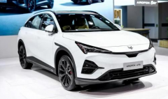 ​北汽新能源极狐阿尔法T5的宁德时代神